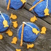 going+fishing+cupcakes+above+some+cropped[1]