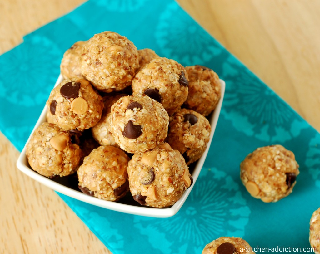 Peanut Butter & Chocolate Chip No Bake Granola Bites