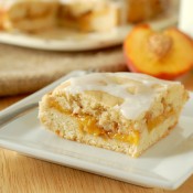 Peaches and Cream Cake Recipe l www.a-kitchen-addiction.com
