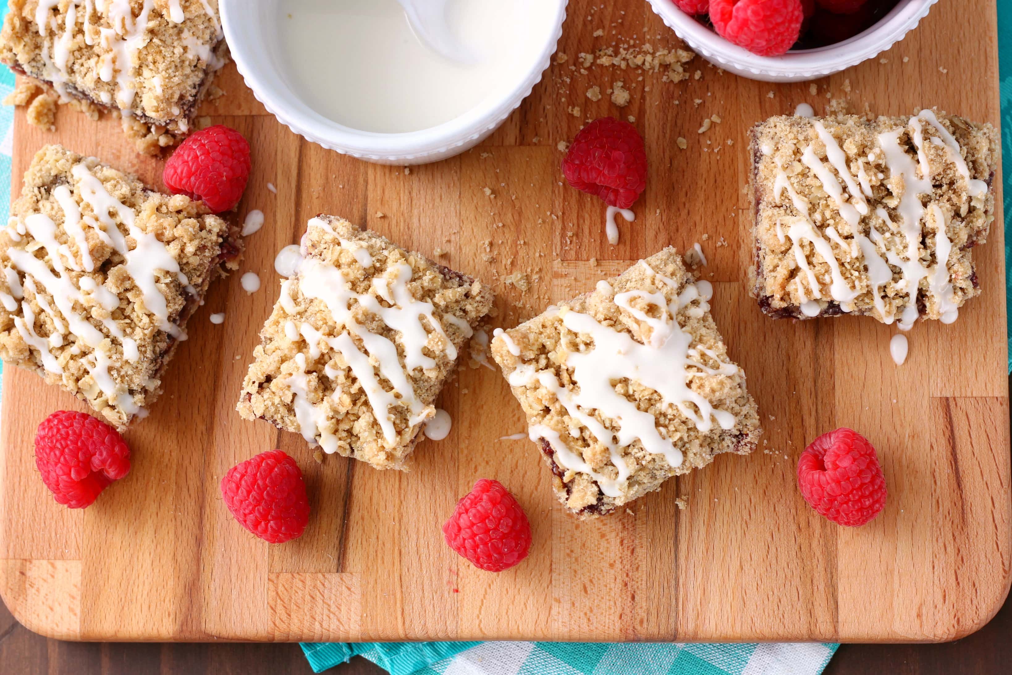 Raspberry White Chocolate Streusel Bars Recipe from A Kitchen Addiction