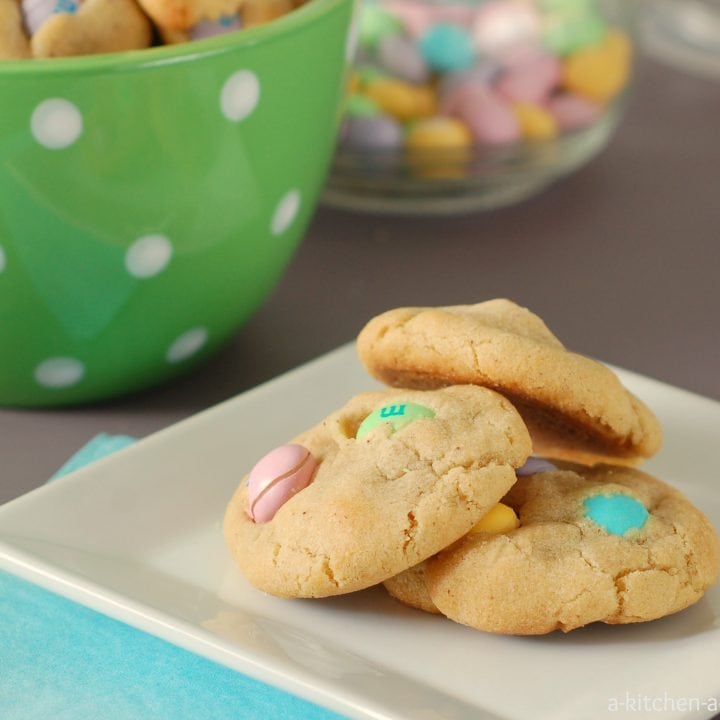 Peanut Butter M&M Cookies - Confessions of a Baking Queen