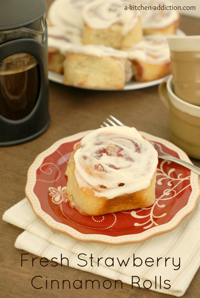 Fresh Strawberry Cinnamon Rolls Recipe