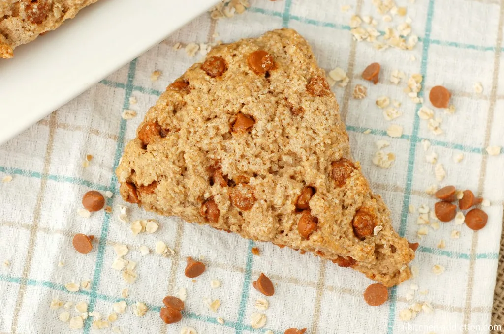 Cinnamon Chip Scones Recipe l www.a-kitchen-addiction.com