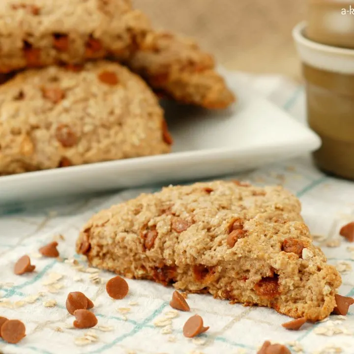 Cinnamon Chip Oatmeal Scones Recipe l www.a-kitchen-addiction.com