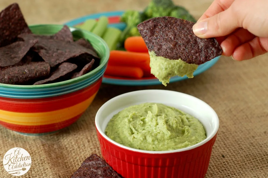 Cilantro Lime Jalapeno Hummus Recipe l www.a-kitchen-addiction.com