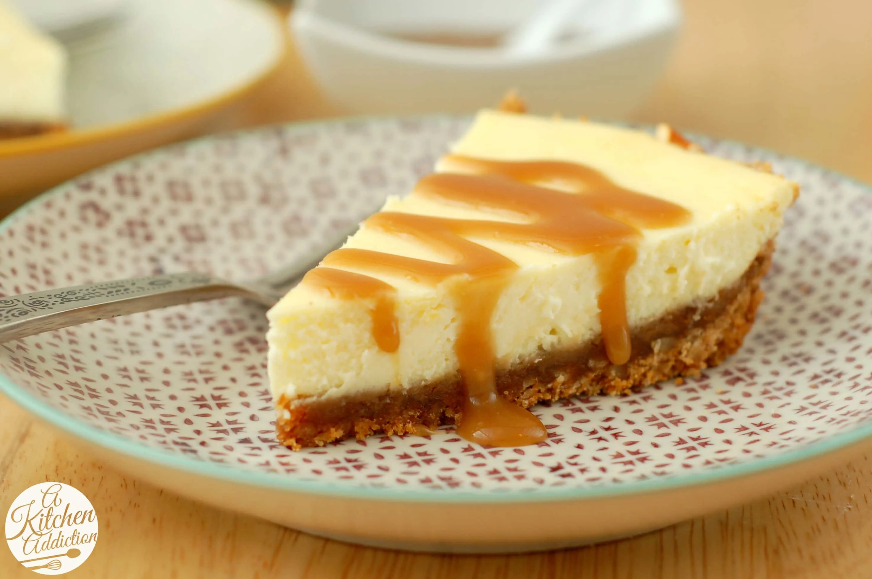 Salted Caramel Pretzel Cheesecake Recipe l www.a-kitchen-addiction.com