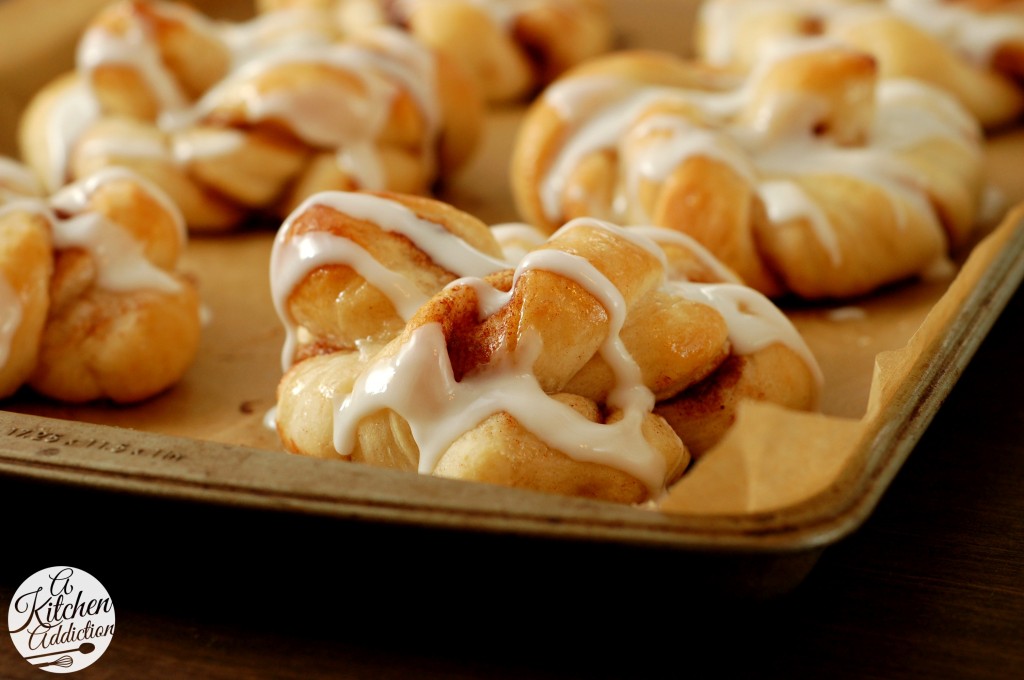 Cinnamon Twist Knots Recipe l www.a-kitchen-addiction.com