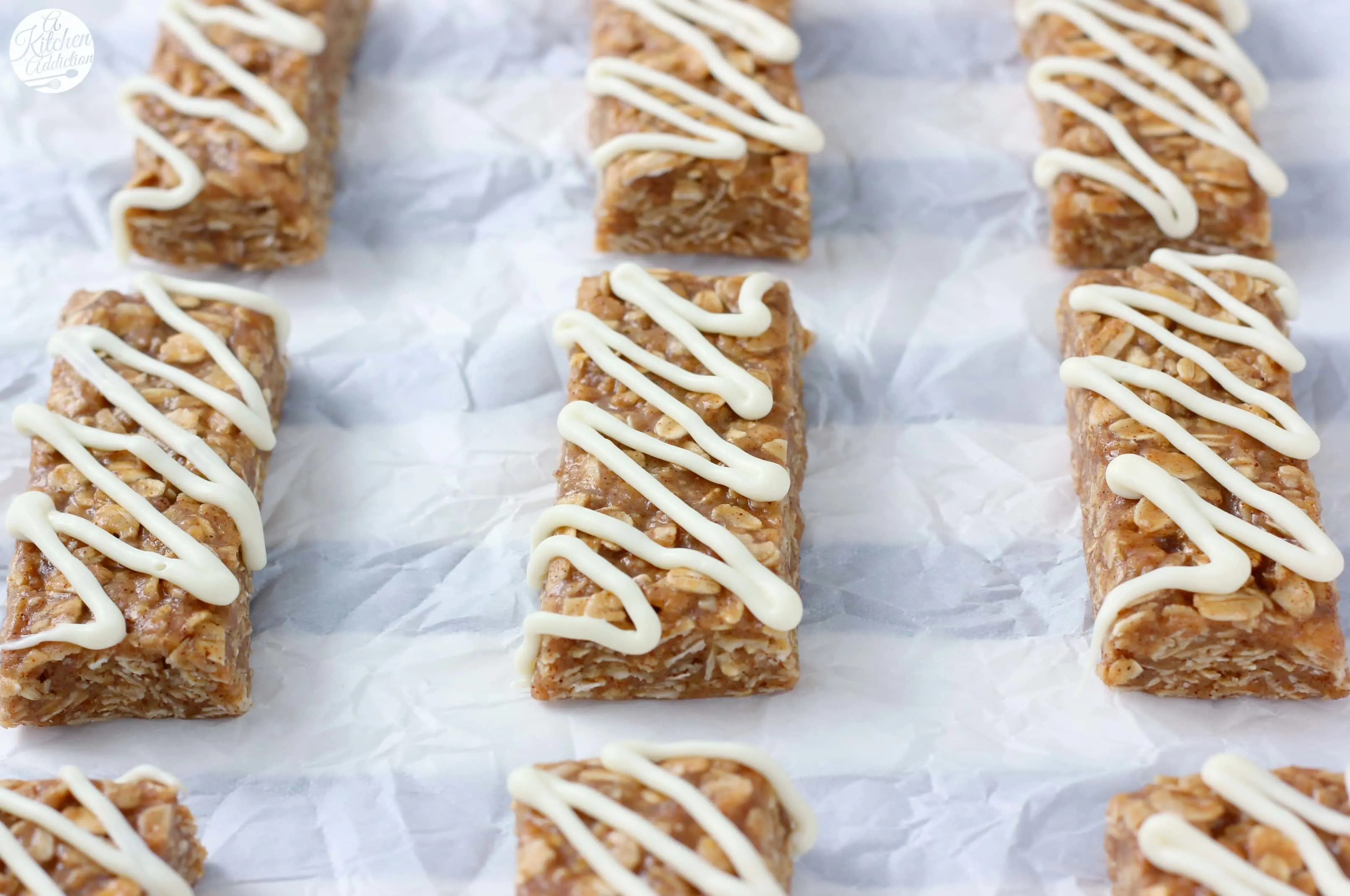 No Bake Snickerdoodle Granola Bars Recipe from A Kitchen Addiction