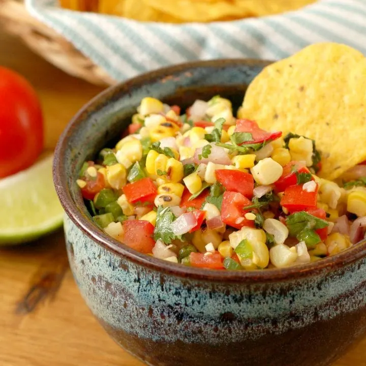 Grilled Corn Salsa Recipe l www.a-kitchen-addiction.com