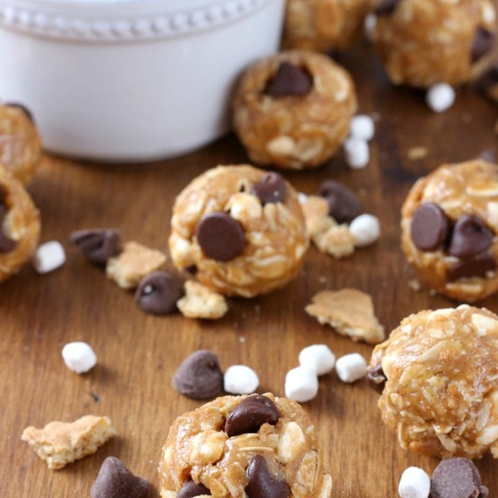 Peanut Butter Smores Granola Bites Recipe from A Kitchen Addiction