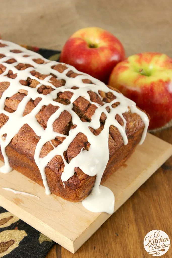 Whole Wheat Cinnamon Swirl Apple Bread l www.a-kitchen-addiction.com