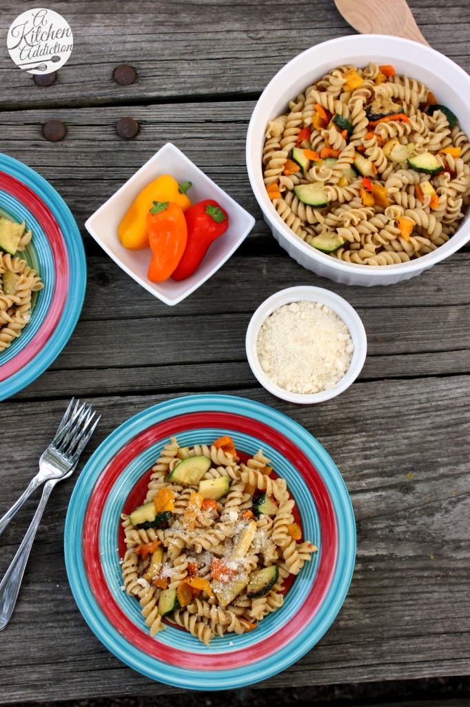 Grilled Summer Vegetable Pasta Salad Recipe l www.a-kitchen-addiction.com