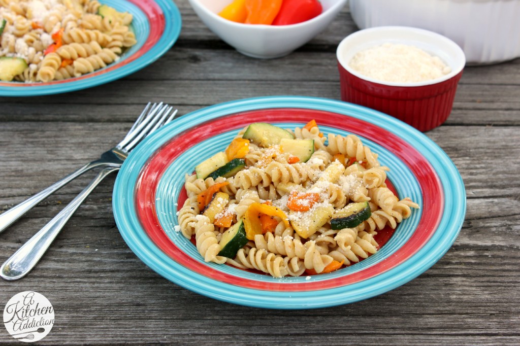 Grilled Summer Vegetable Pasta Salad Recipe l www.a-kitchen-addiction.com