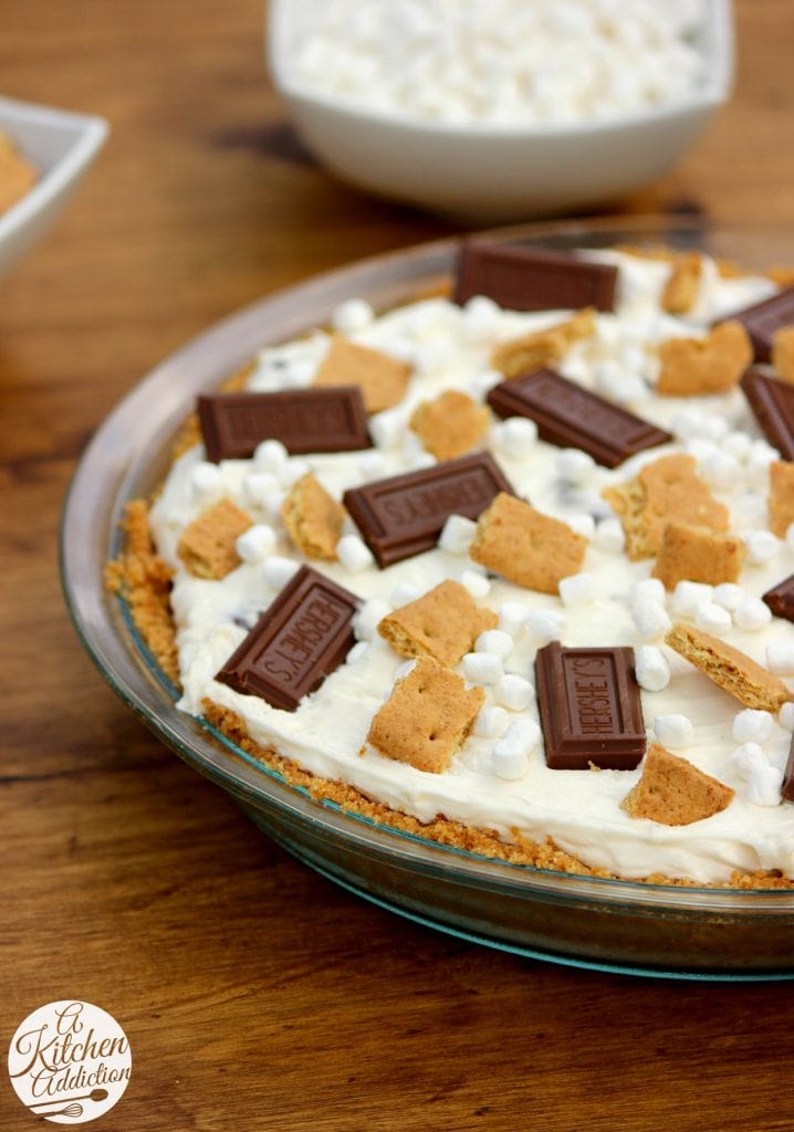 No Bake S'mores Cheesecake Pie Recipe l www.a-kitchen-addiction.com