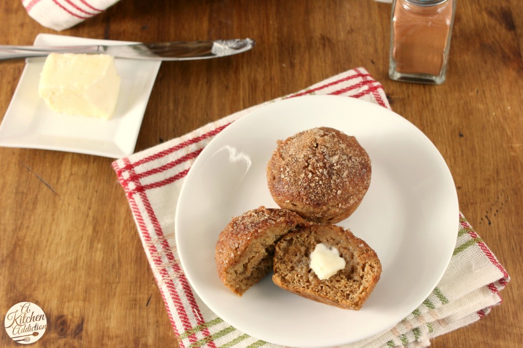 Cinnamon Maple Muffins Recipe l www.a-kitchen-addiction.com