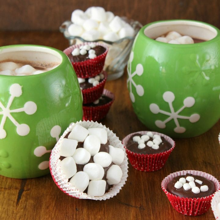 Hot Chocolate Pods Recipe l www.a-kitchen-addiction.com