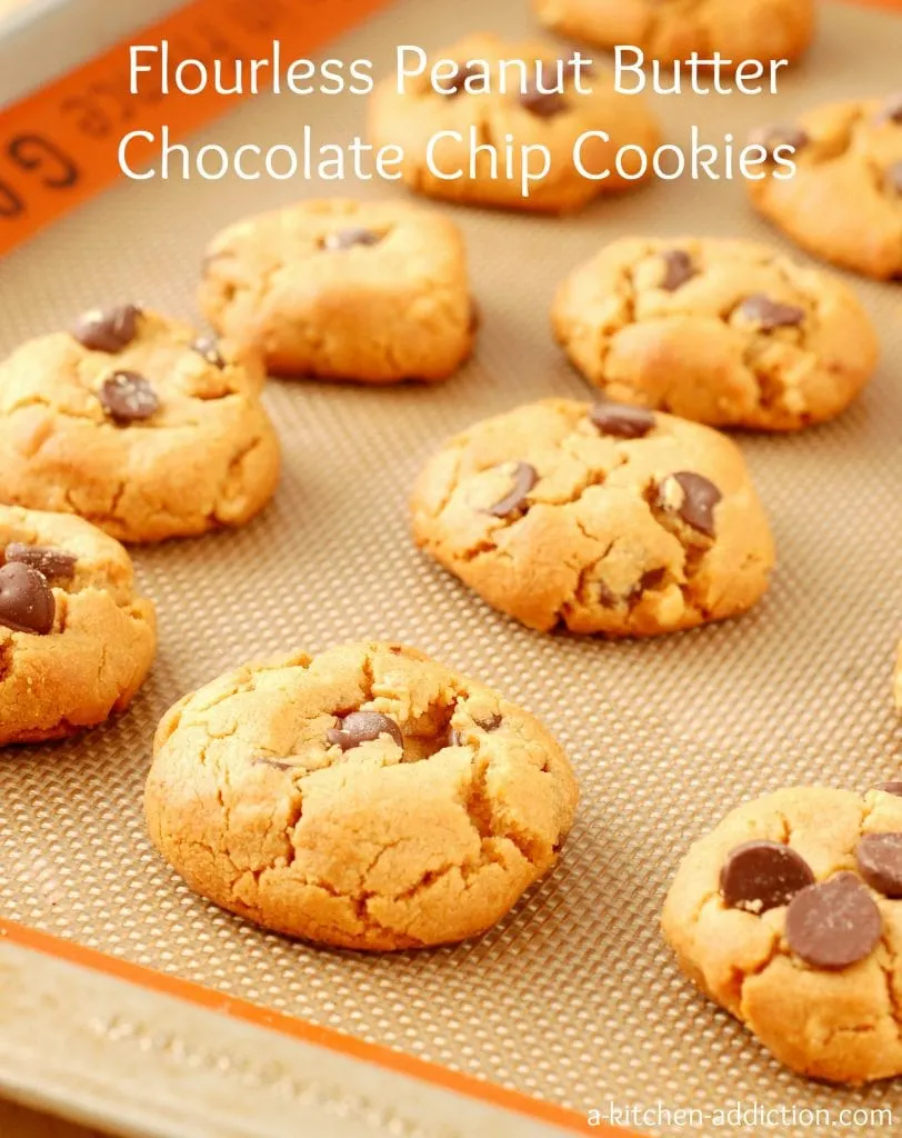 Flourless Peanut Butter Chocolate Chip Cookies Recipe l www.a-kitchen-addiction.com