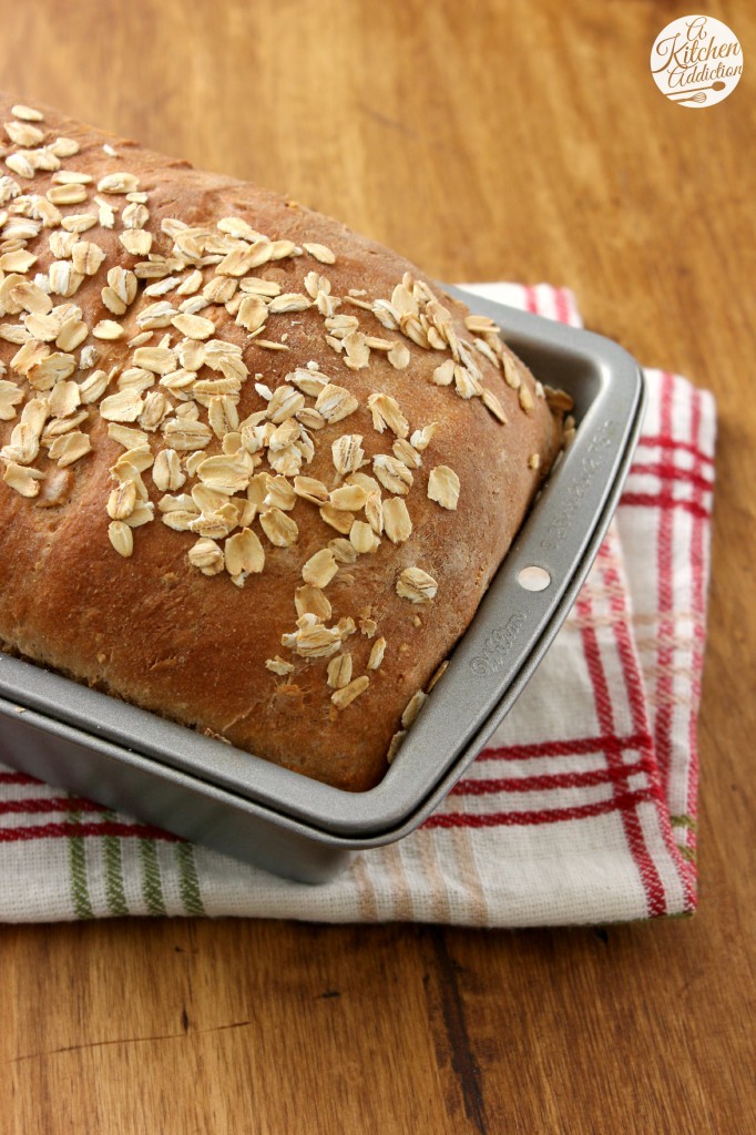 Whole Wheat Honey Oat Bread Recipe l www.a-kitchen-addiction.com