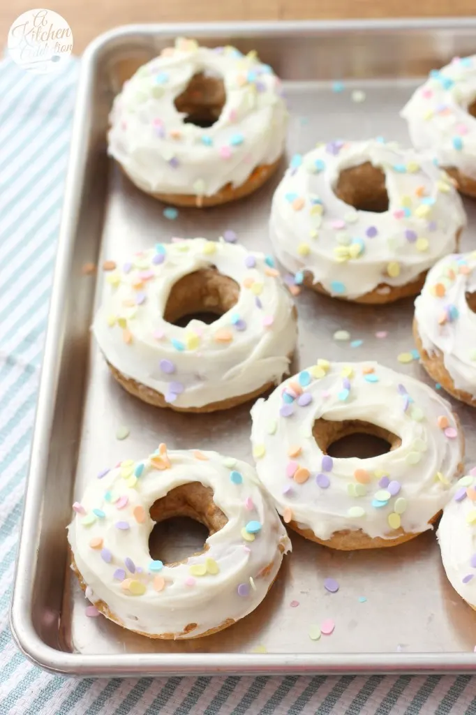 Carrot Cake Donuts with Cream Cheese Frosting Recipe l www.a-kitchen-addiction.com