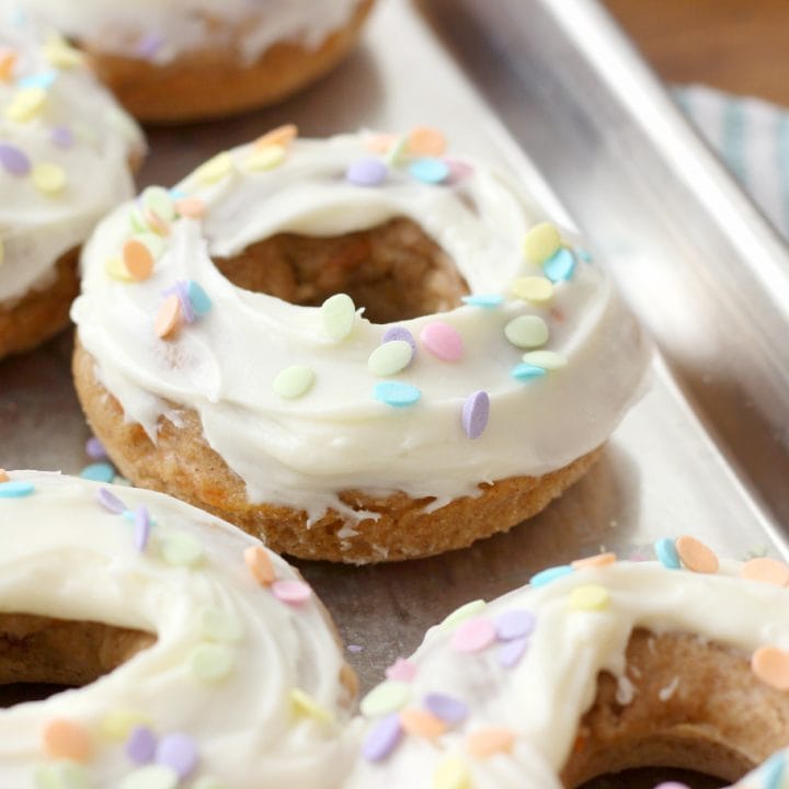 Carrot Cake Donuts with Cream Cheese Frosting Recipe l www.a-kitchen-addiction.com