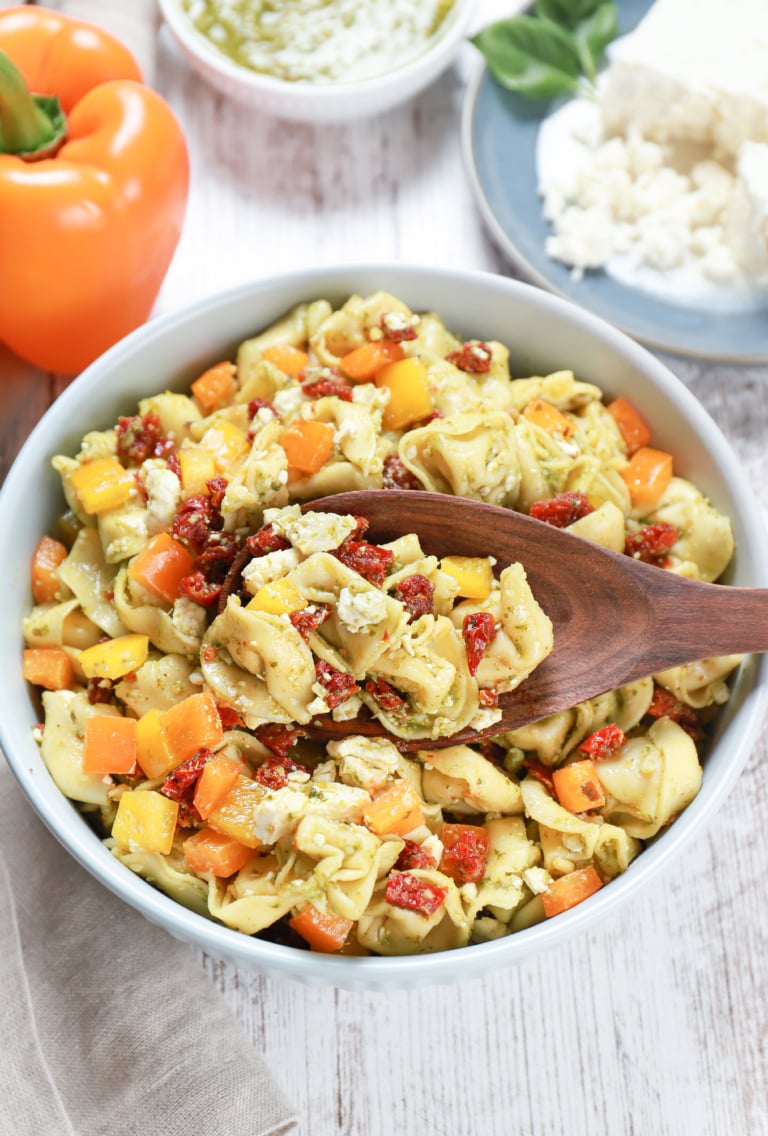 Easy Pesto Tortellini Salad - A Kitchen Addiction