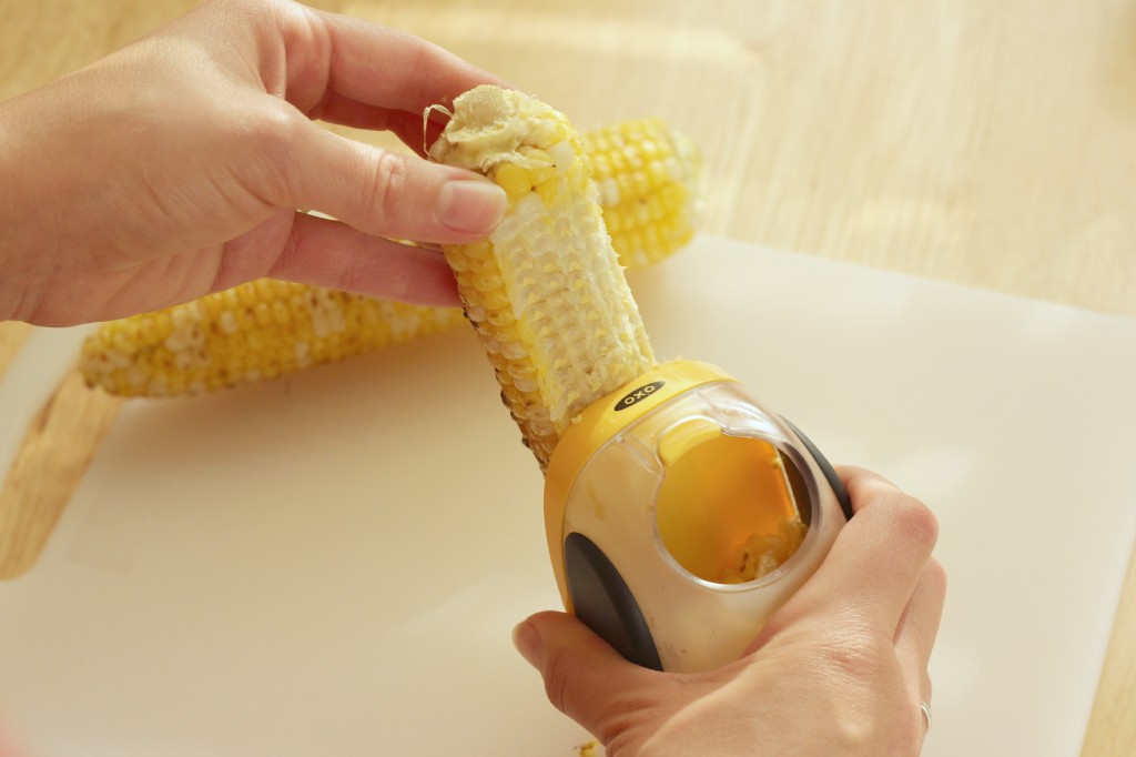 removing corn from cob