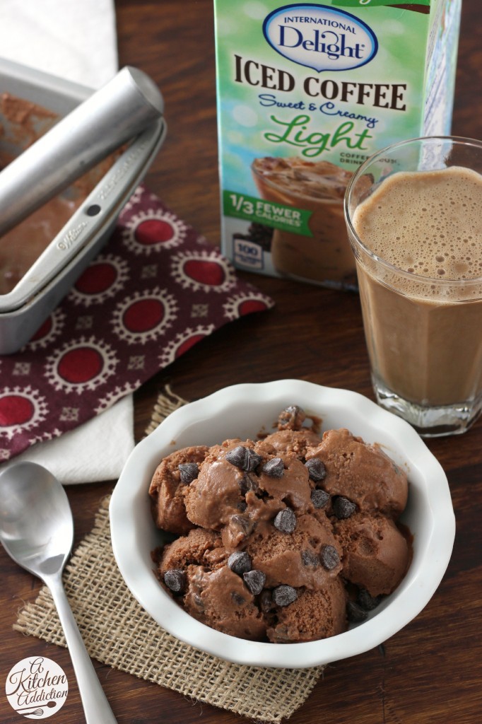 Low Fat Mocha Chip Frozen Yogurt Recipe l www.a-kitchen-addiction.com