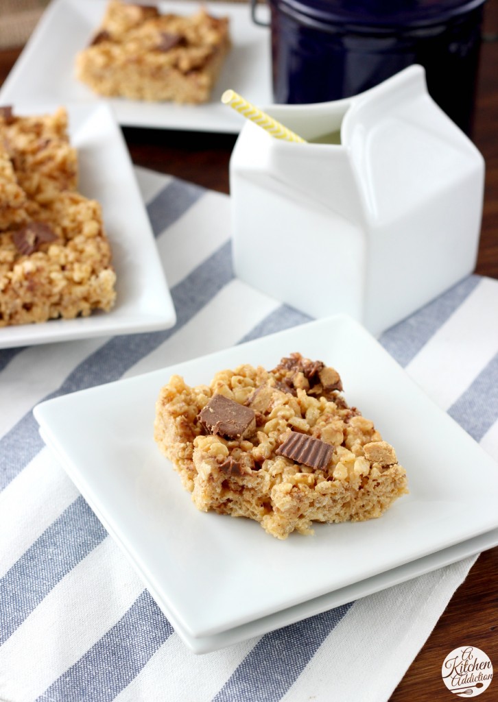 Super Easy Peanut Butter Rice Crispy Treat Bars l www.a-kitchen-addiction