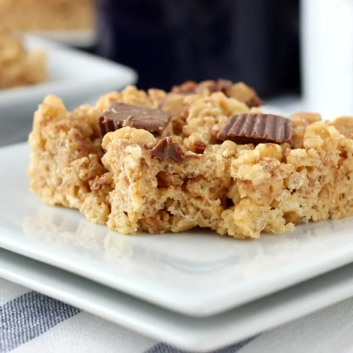 Peanut Butter Cup Rice Crispy Treats l www.a-kitchen-addiction.com