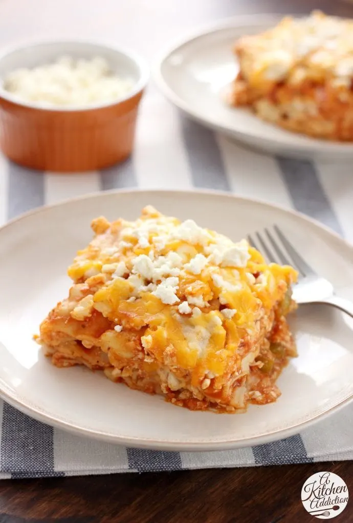 Slow Cooker Buffalo Chicken Lasagna -- A quick and easy crock pot recipe!