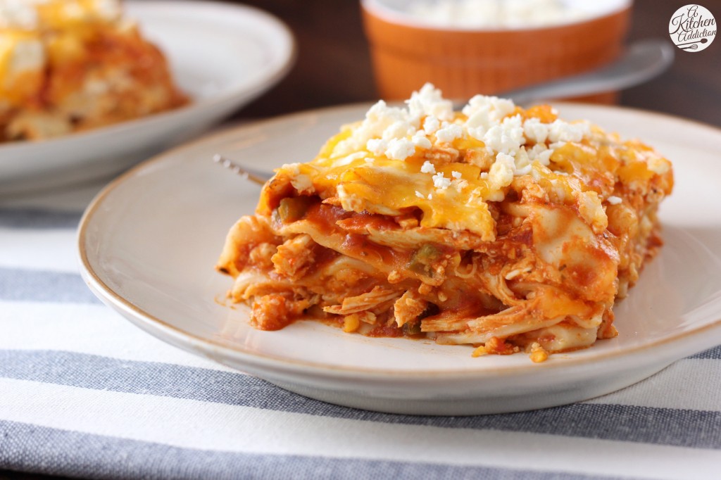 Slow Cooker Buffalo Chicken Lasagna Recipe l www.a-kitchen-addiction.com