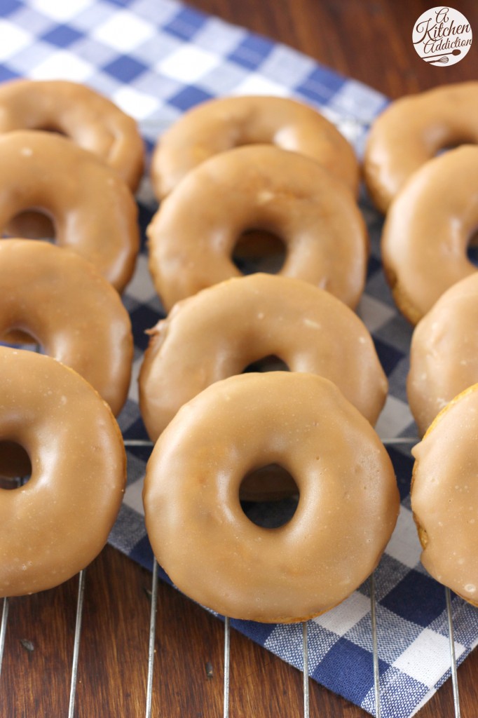 Pumpkin French Toast Donuts Recipes l www.a-kitchen-addiction.com