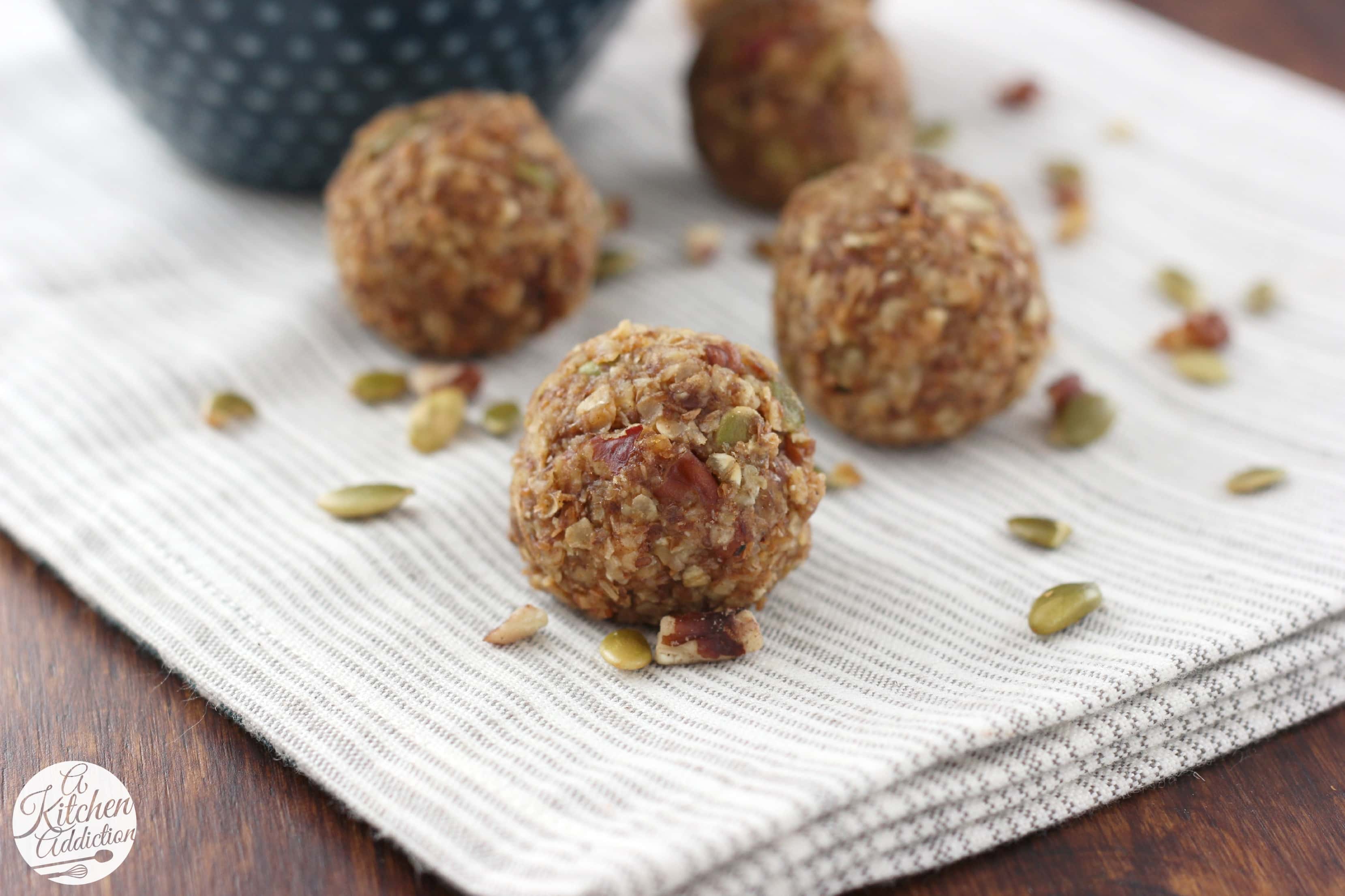 Easy Maple Pumpkin Pecan Granola Bites l www.a-kitchen-addiction.com