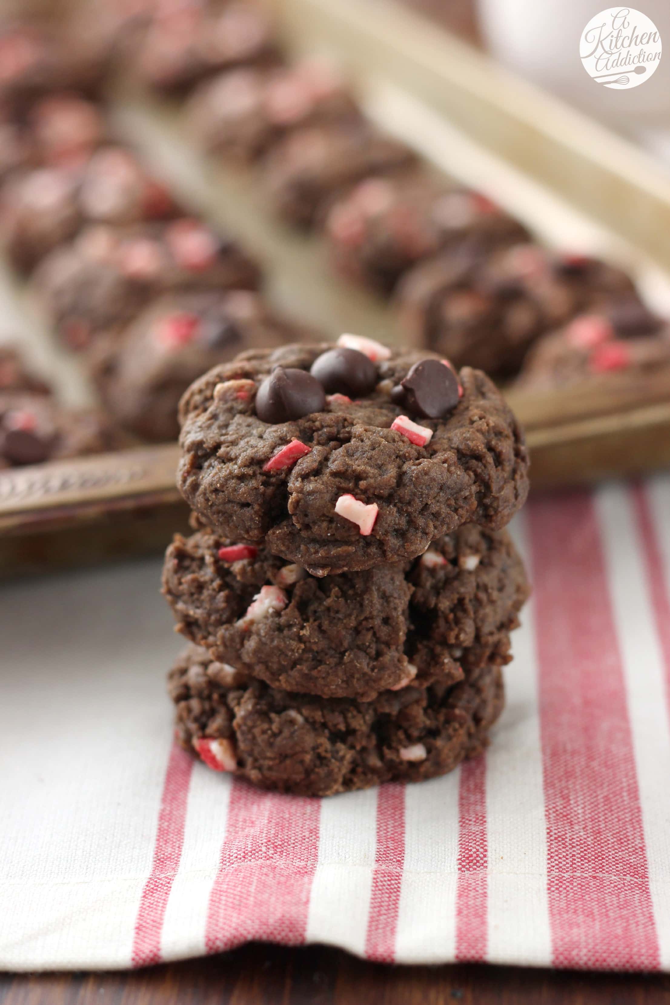 Soft, puffy Dark Chocolate Peppermint Crunch Cookies Recipe l www.a-kitchen-addiction.com