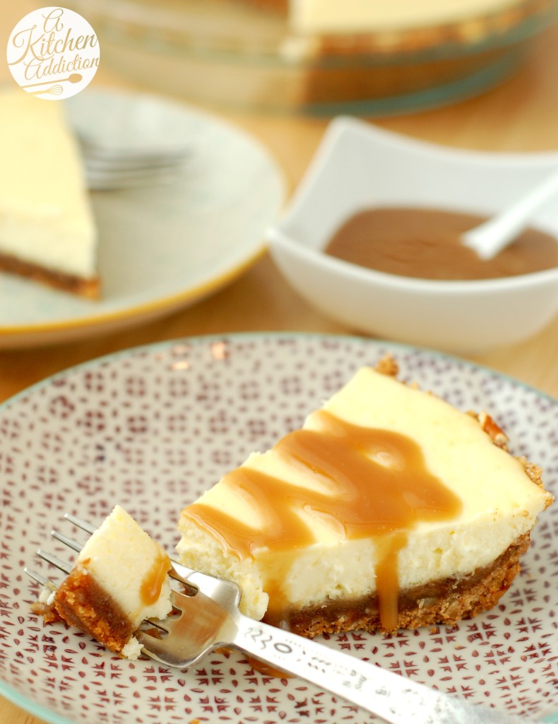 Salted Caramel Pretzel Cheesecake Recipe l www.a-kitchen-addiction.com