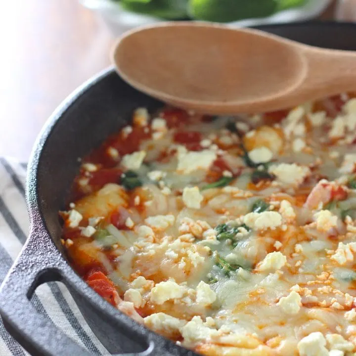 30 Minute Cheesy Gnocchi Skillet with Tomatoes and Spinach Recipe l www.a-kitchen-addiction.com