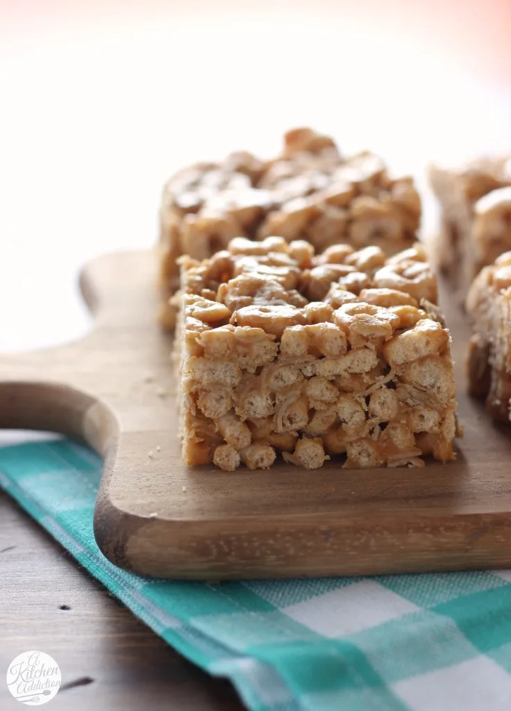 No Bake Peanut Butter Honey Cereal Bars from A Kitchen Addiction