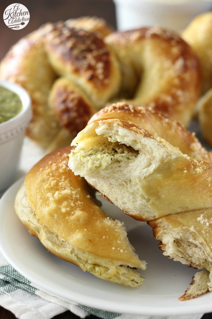 Pesto Parmesan Stuffed Pretzels Recipe l www.a-kitchen-addiction.com