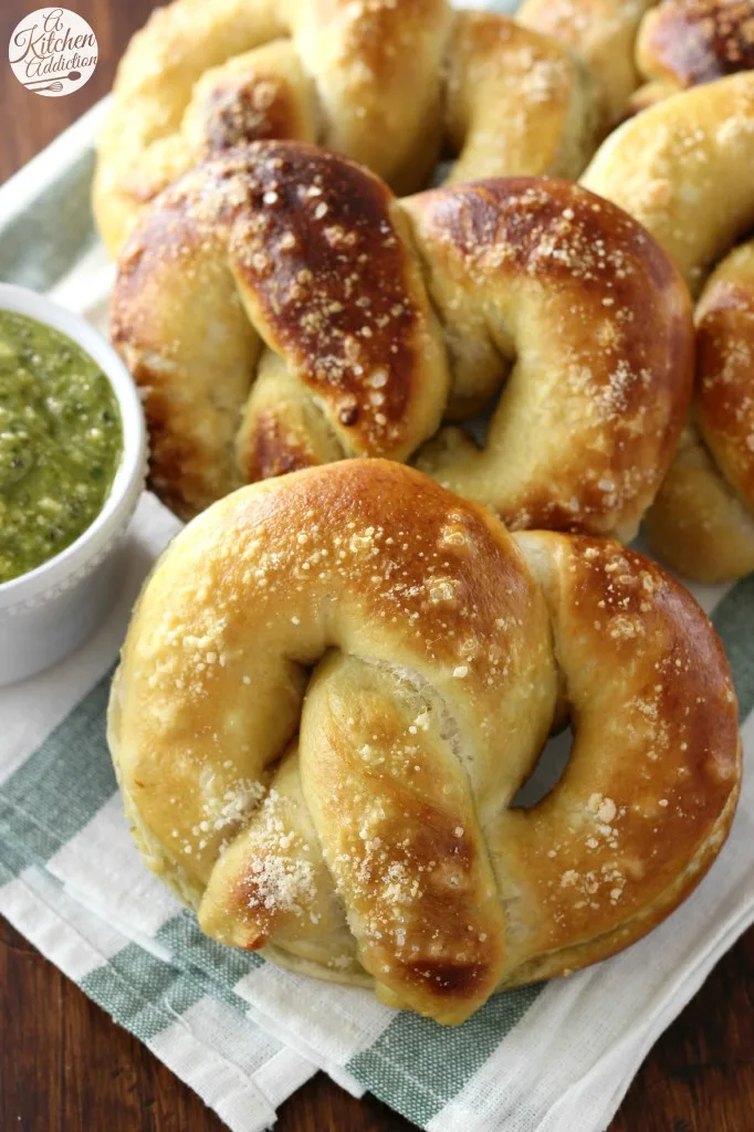 Pesto Parmesan Stuffed Soft Pretzels l www.a-kitchen-addiction.com