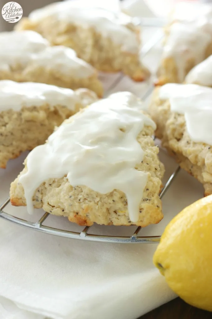 Glazed White Chocolate Lemon Poppyseed Scones l www.a-kitchen-addiction.com