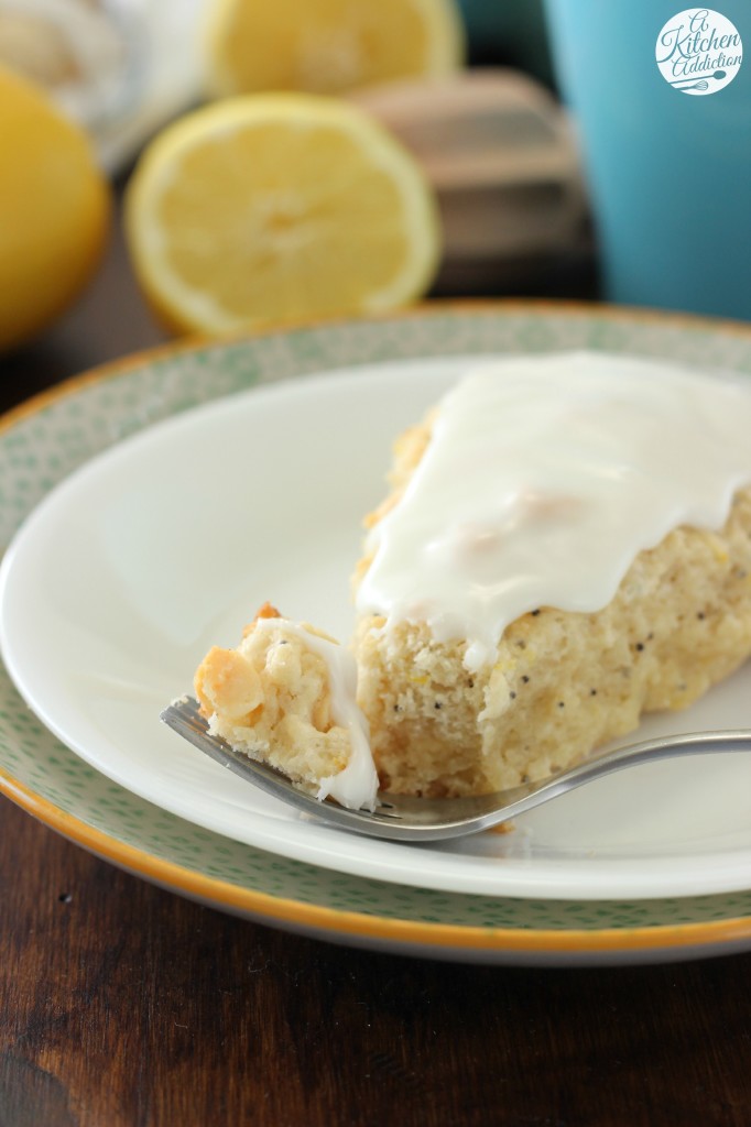 White Chocolate Lemon Poppyseed Scones Recipe l www.a-kitchen-addiction.com