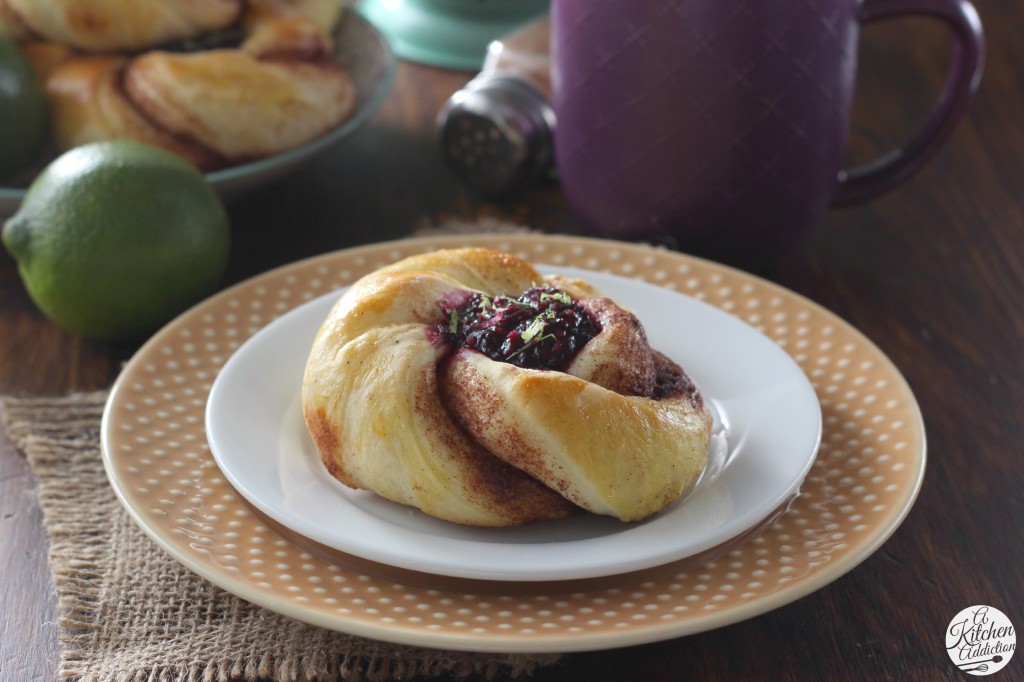 Blackberry Filled Cinnamon Twists Recipe l www.a-kitchen-addiction.com