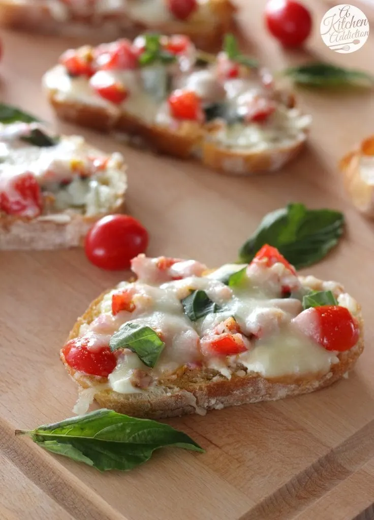 Bruschetta Melts Recipe l www.a-kitchen-addiction.com