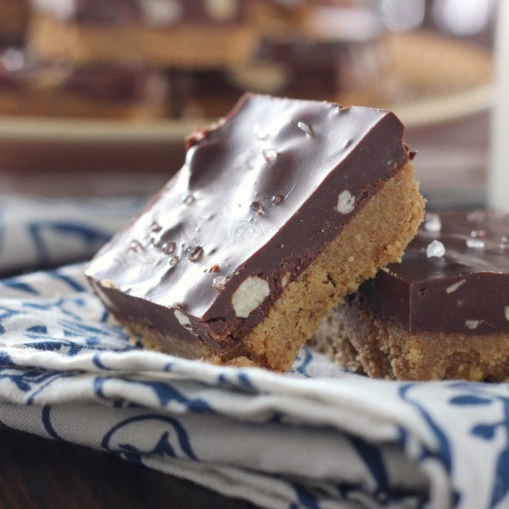 No Bake Salted Chocolate Almond Butter Bars l www.a-kitchen-addiction.com