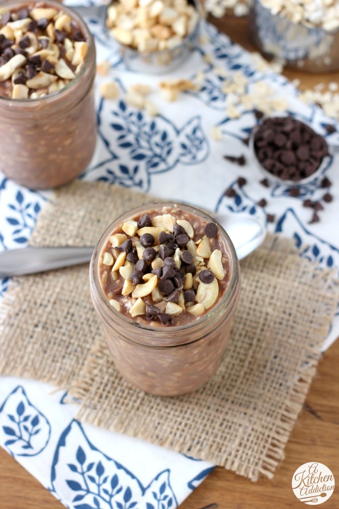 Easy Double Chocolate Cashew Overnight Oats l www.a-kitchen-addiction.com