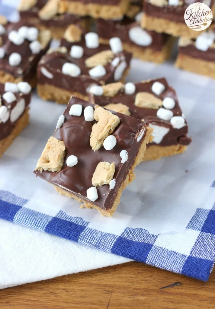 No Bake Dark Chocolate Peanut Butter Smores Bars Recipe from A Kitchen Addiction