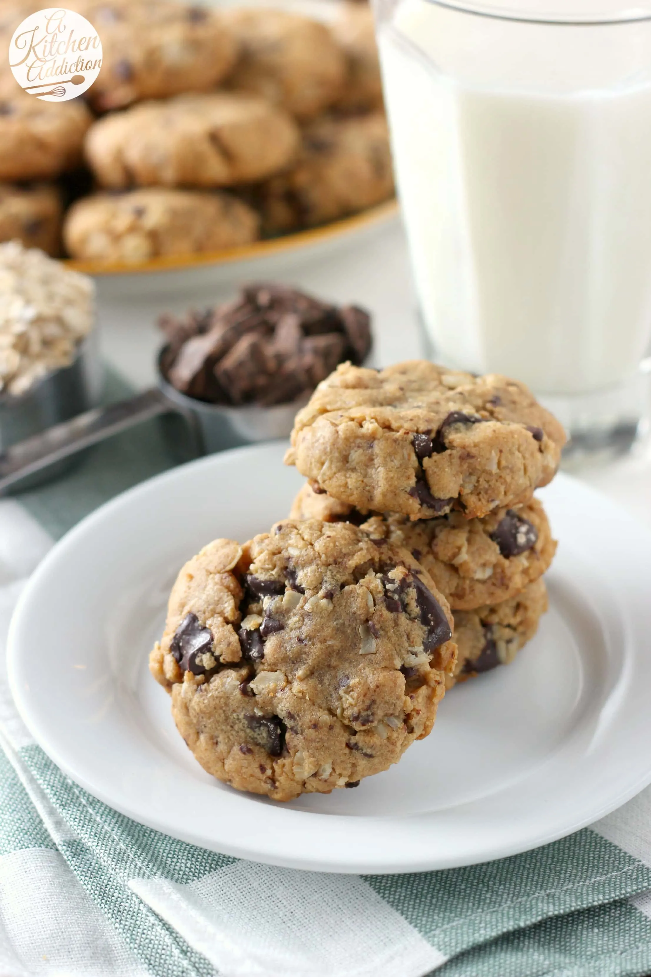 Flourless Dark Chocolate Chunk Peanut Butter Oat Cookies Recipe from A Kitchen Addiction