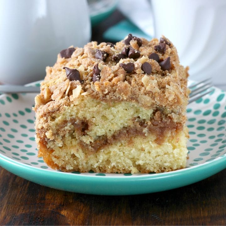 Peanut Butter Crumble Coffee Cake Recipe from A Kitchen Addiction