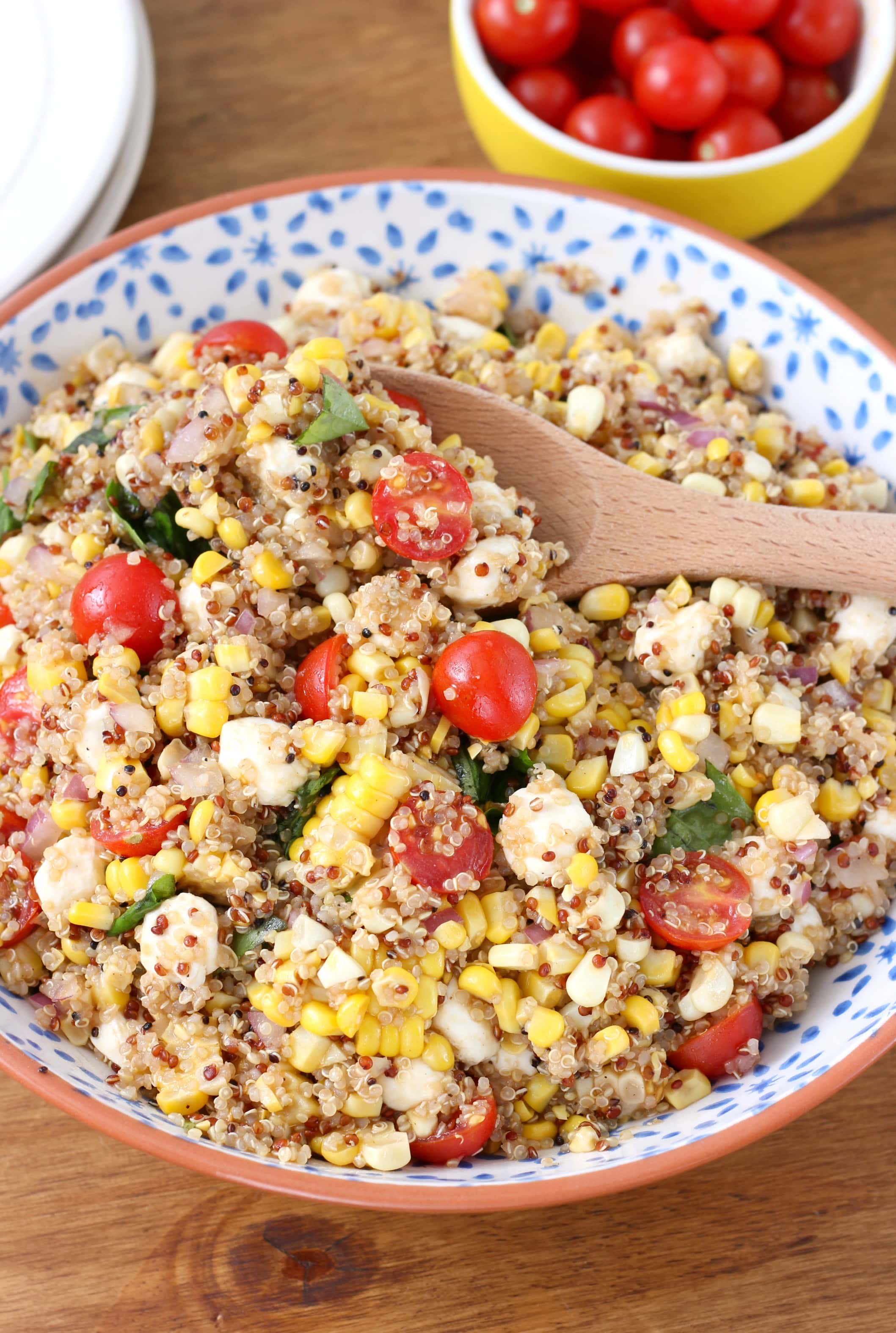 Easy Caprese Corn Quinoa Salad Recipe from A Kitchen Addiction