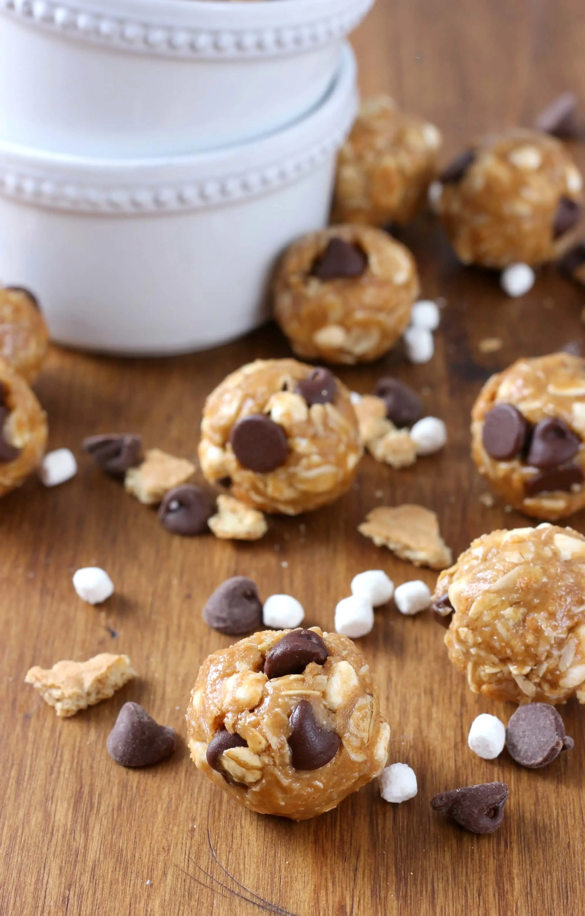 Peanut Butter Smores Granola Bites Recipe from A Kitchen Addiction